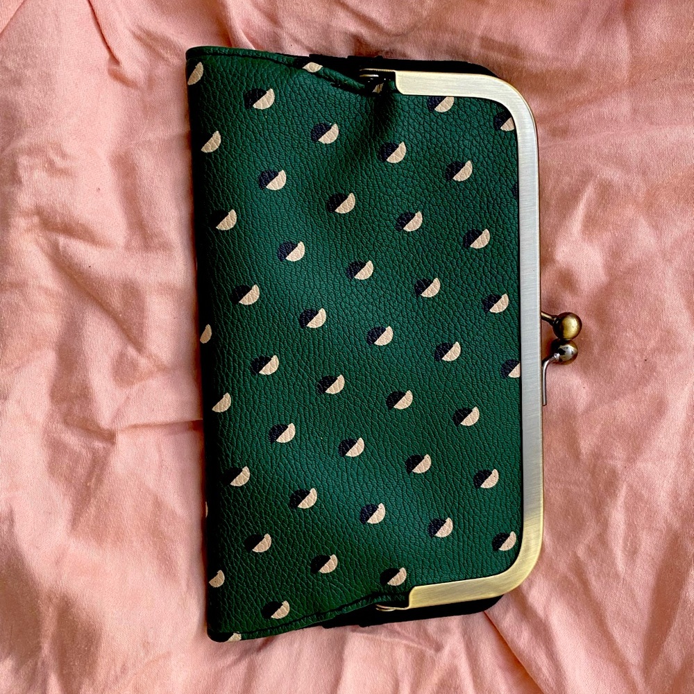 Wallet…super cute